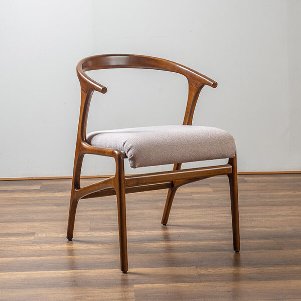Viola Chair