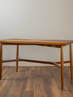 Sandy Teck Table