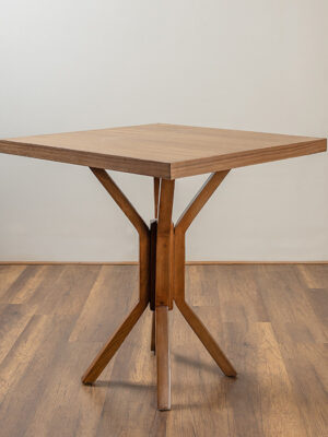 Luna Table