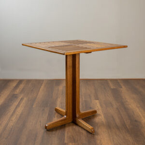 Miami Teck Table